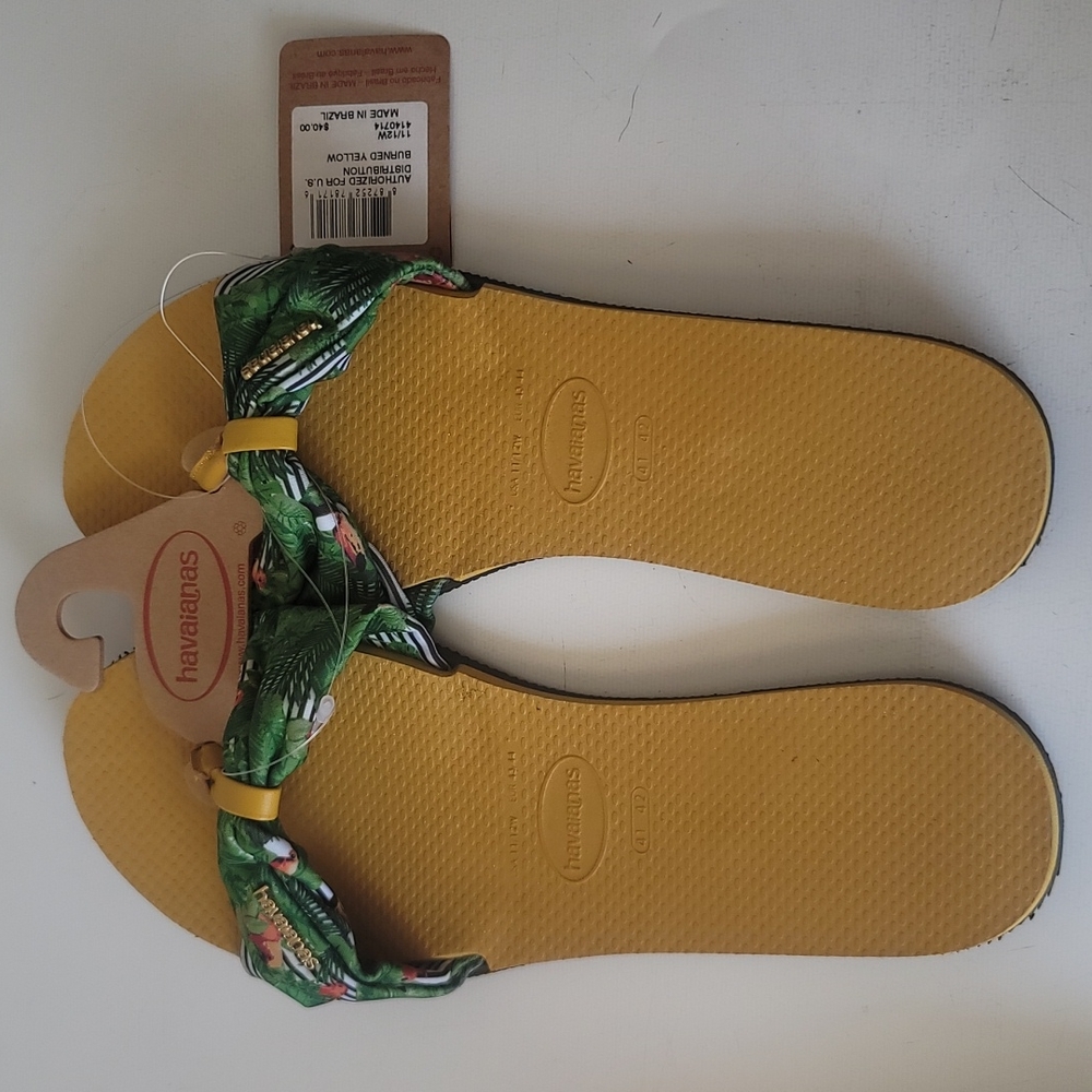 HAVAIANAS ST. TROPEZ SANDALS:  TROPICAL FLORAL/YELLOW: NWT: SZ 11/12